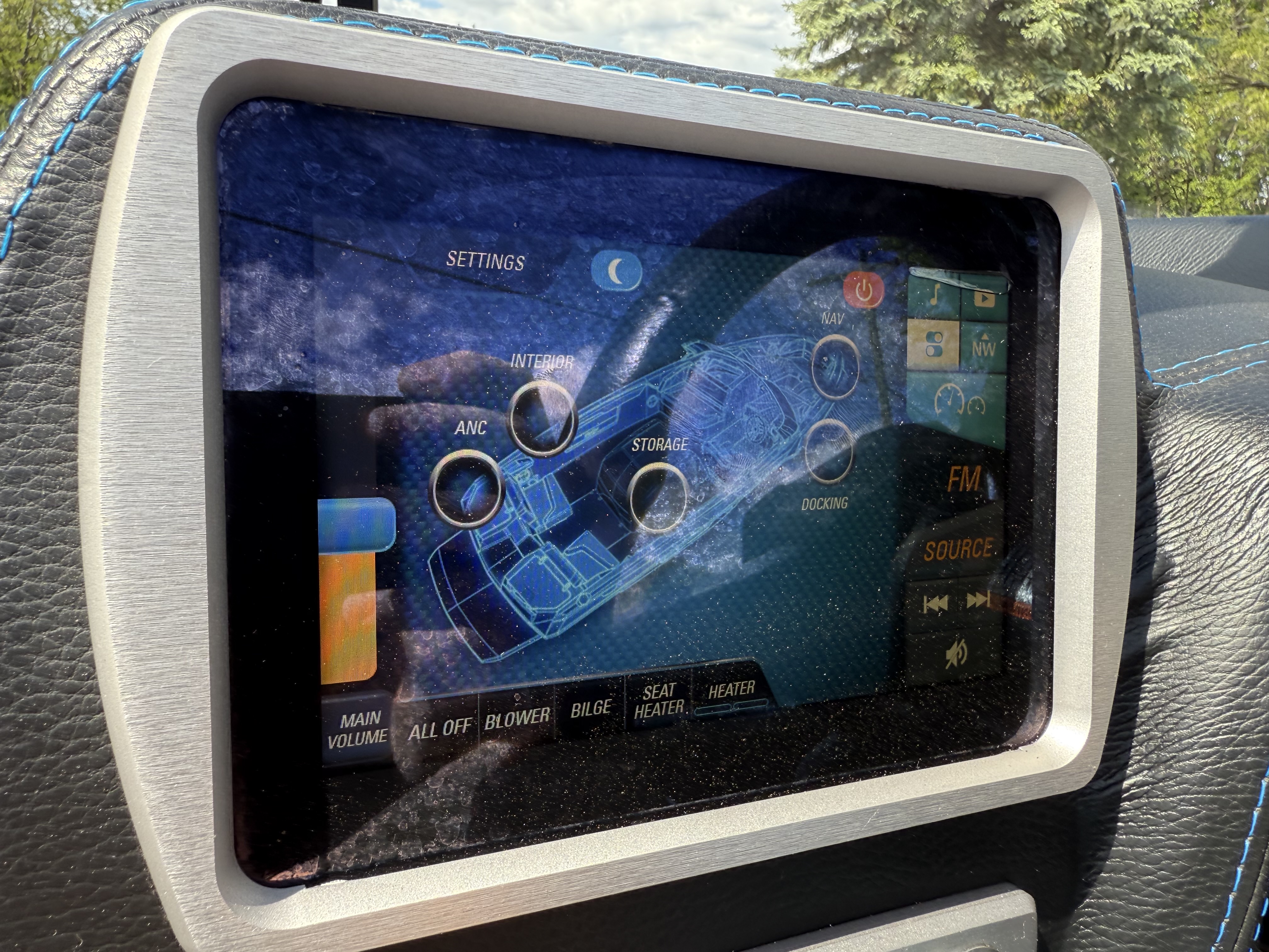 2023 Malibu Response TXI MO - 440 Hours Icon